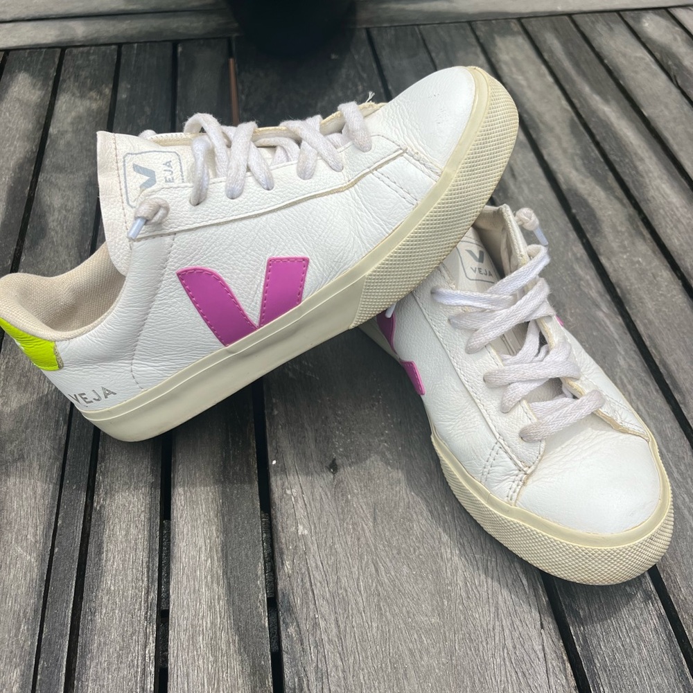 Veja Campo Size 38 white, pink, & green